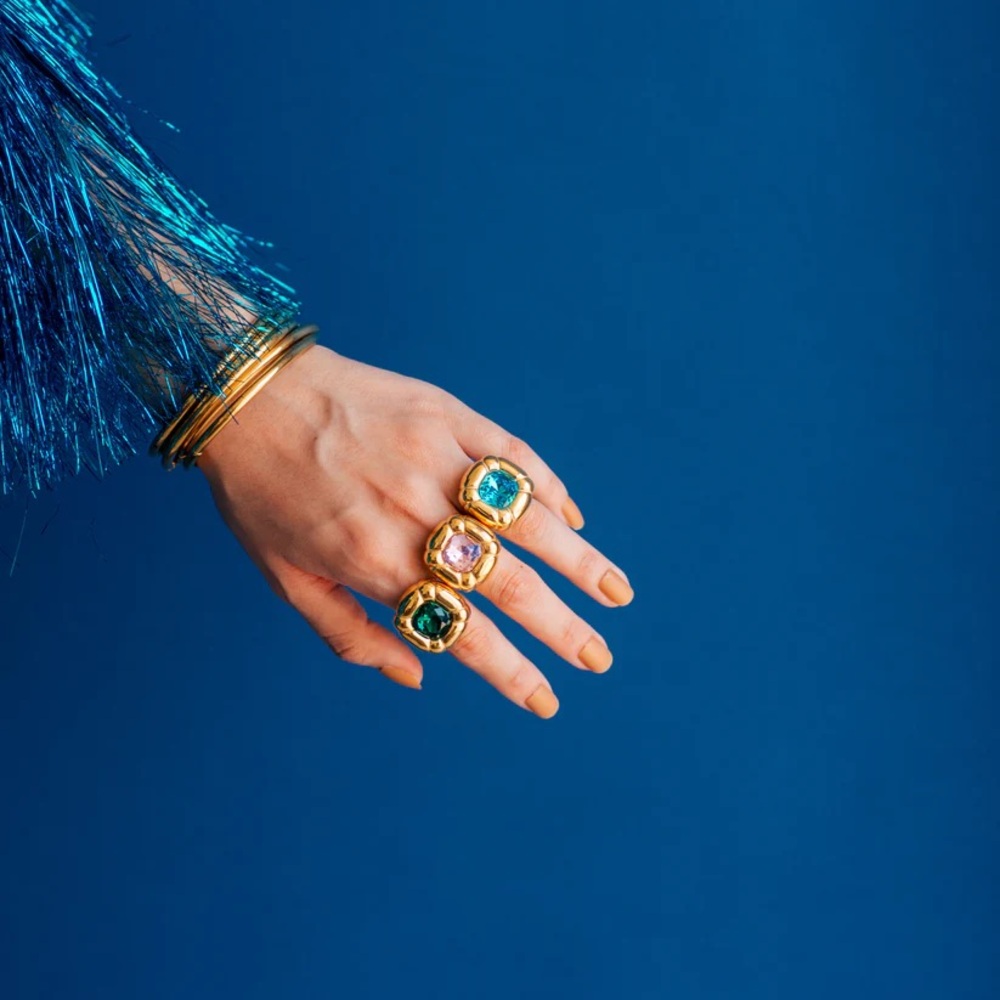 💎 Vintage-Inspired Gold Gemstone Statement Ring 💎
